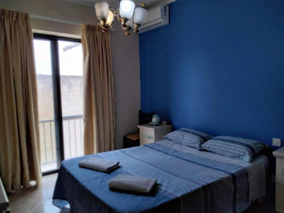 Spacious Apartment In Marsalforn, Gozo المظهر الخارجي الصورة