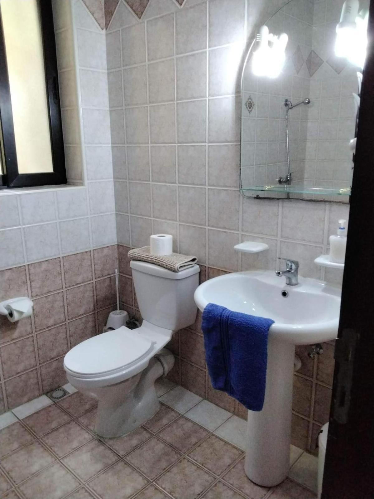 Spacious Apartment In Marsalforn, Gozo المظهر الخارجي الصورة
